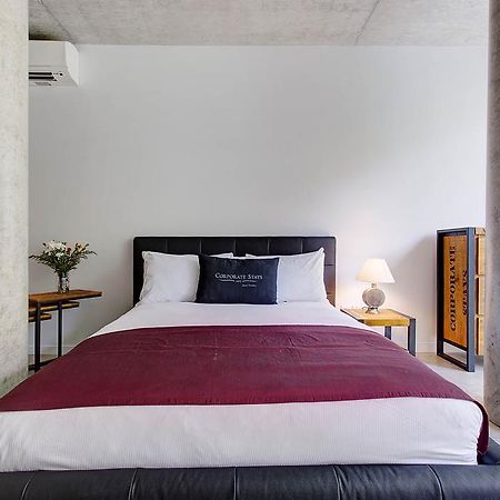 Loft4U Apartments By Corporatestays Монреал Екстериор снимка