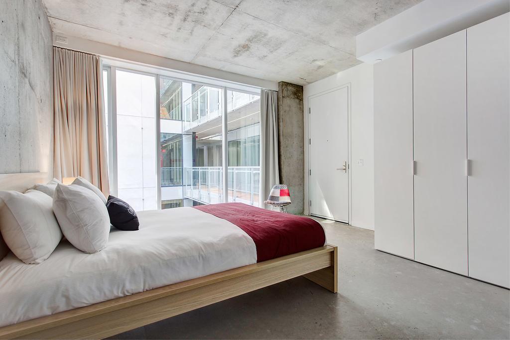 Loft4U Apartments By Corporatestays Монреал Екстериор снимка