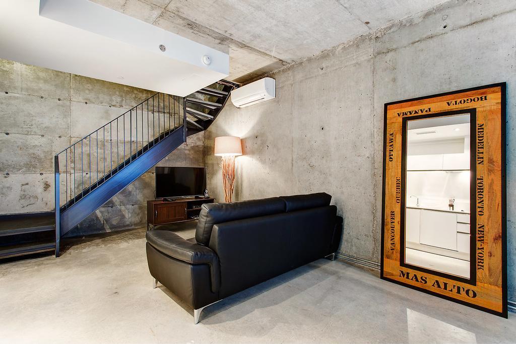 Loft4U Apartments By Corporatestays Монреал Екстериор снимка